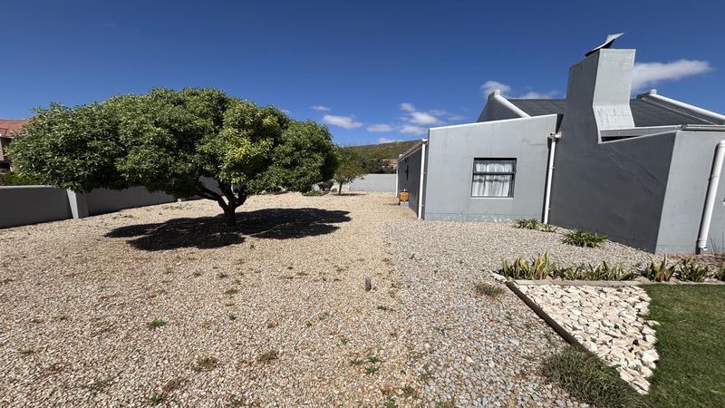 3 Bedroom Property for Sale in Sandy Point Western Cape